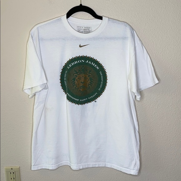 nike world tour t shirt